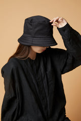 BUCKET HAT / COTTON WEAPON / BLACK