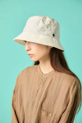 BUCKET HAT / NYLON TASLAN / WHITE