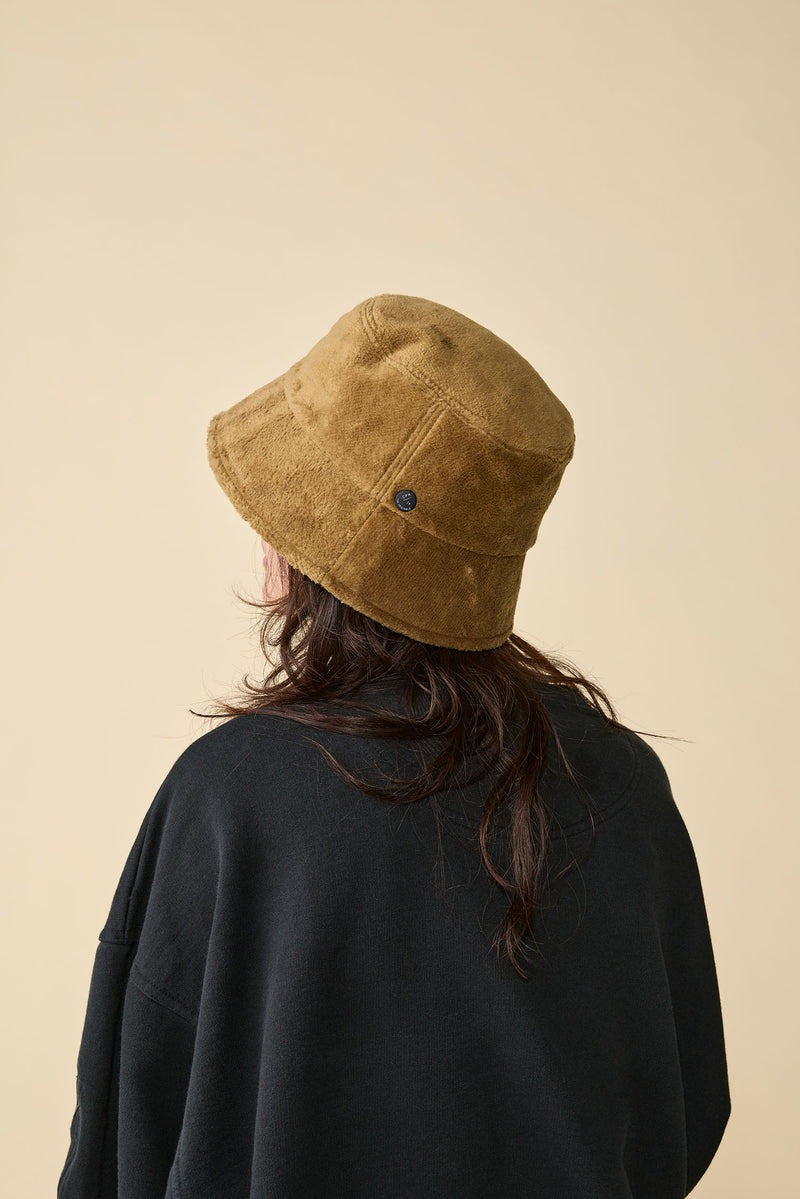 FULL BUCKET HAT / FLEECE BOA / CAMEL