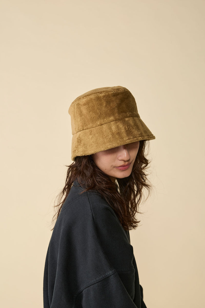 FULL BUCKET HAT / FLEECE BOA / CAMEL
