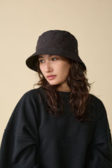 SWITCHED BUCKET HAT / DIVIDER CLOTH / BLACK