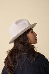 FELT HAT / RABBIT FRONT PINCH TASSEL / IVORY