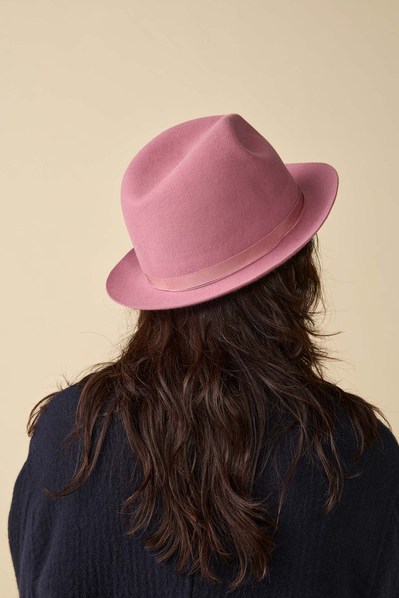 FELT HAT / RABBIT FRONT PINCH TASSEL / DARK PINK