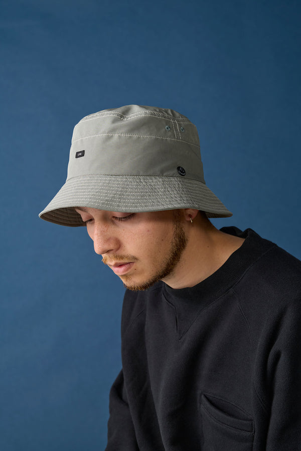 SWITCHED BUCKET HAT / DIVIDER CLOTH / GRAY