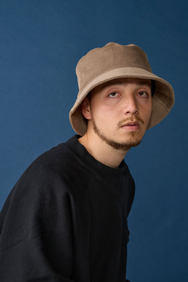 BUCKET HAT / PRINTED CODE / BEIGE