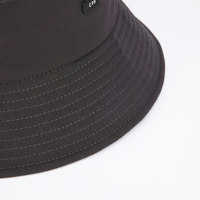 SWITCHED BUCKET HAT / DIVIDER CLOTH / BLACK