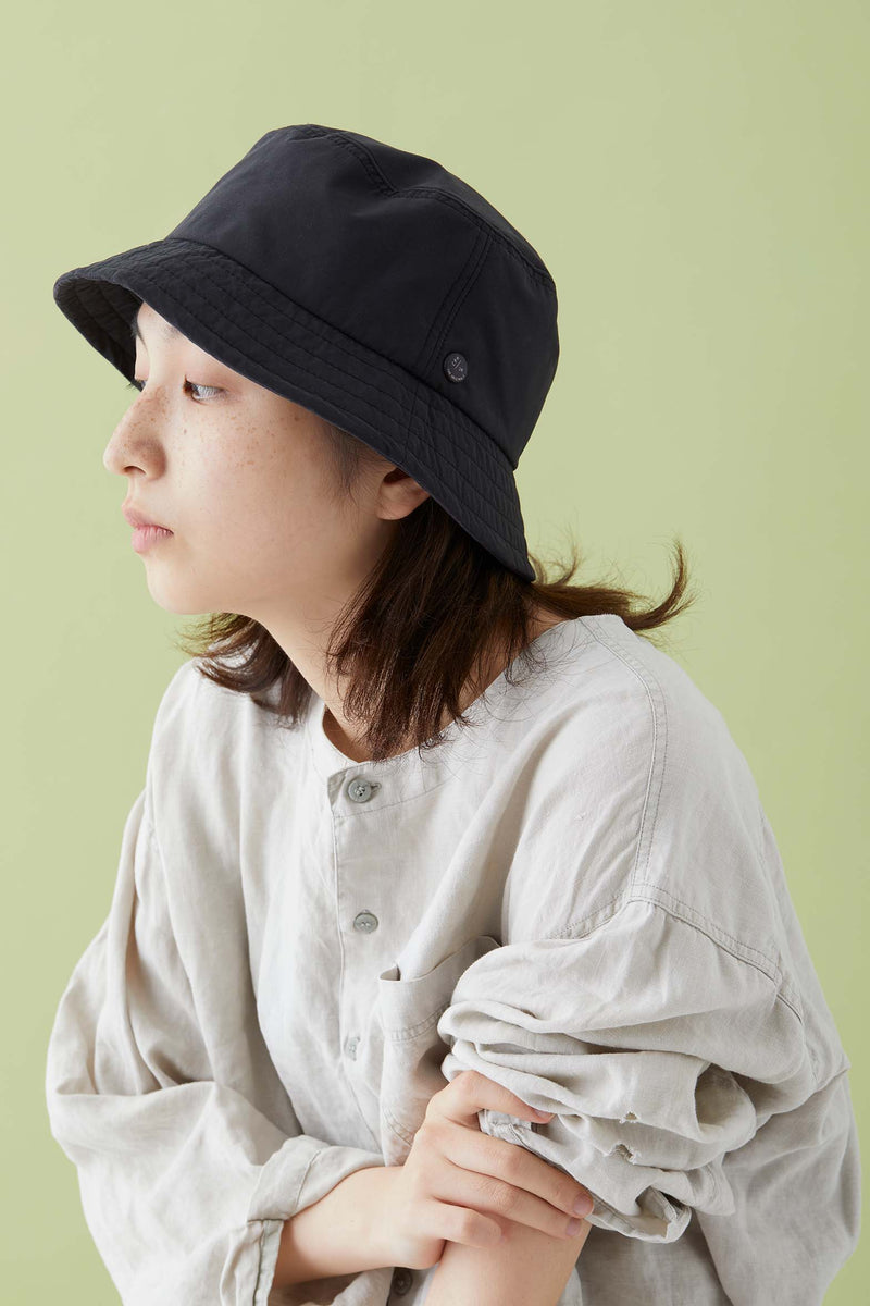 BUCKET HAT / MATT POLY / BLACK