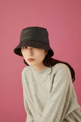 BUCKET HAT / SYNTHETIC LEATHER / BLACK